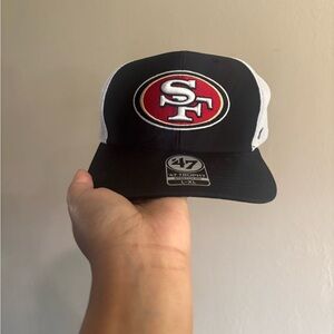 Men’s NFL Black and White Hat size L-XL